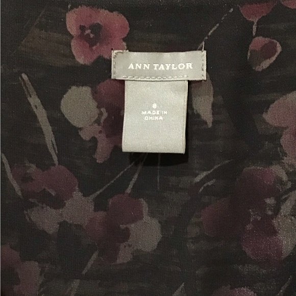 Silk floral top with black velvet trim - Picture 2 of 4